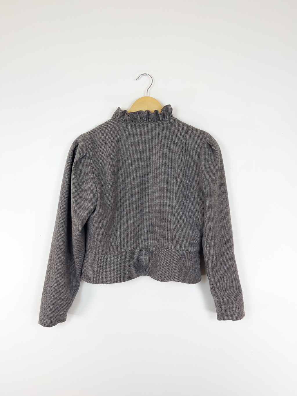 Ruffle Collar Wool Jacket