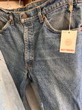 Levis 0100